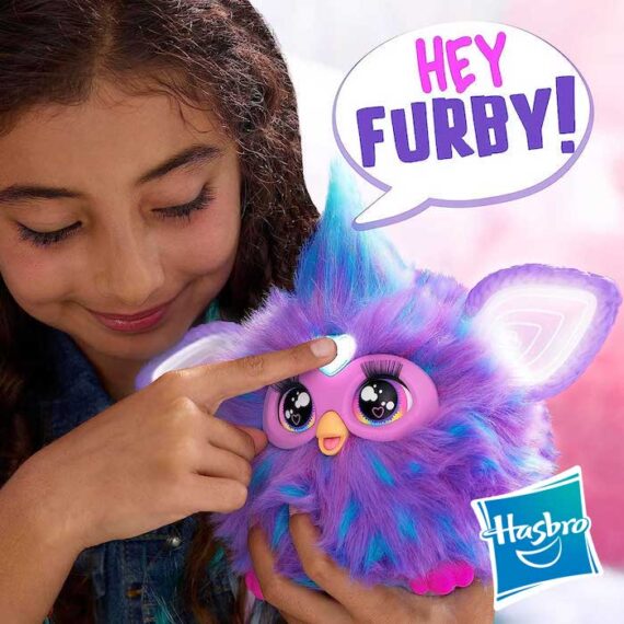 Furby w Logo